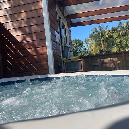 L'escapade créole Bungalow Bananier jacuzzi privatif Saint-Joseph Extérieur photo