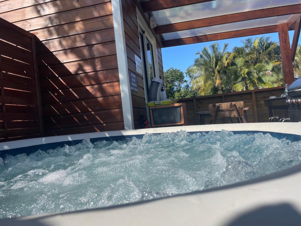 L'escapade créole Bungalow Bananier jacuzzi privatif Saint-Joseph Extérieur photo